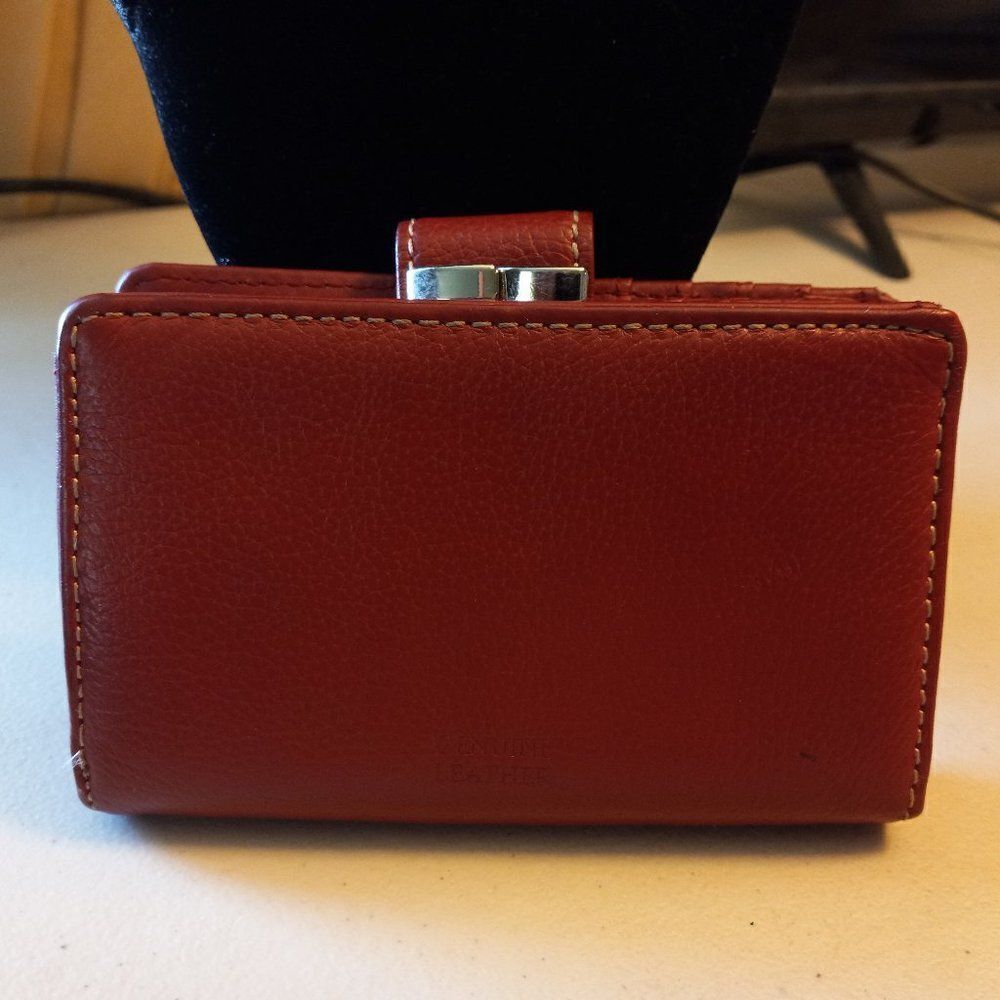Safe Keeper Red Leather folded wallet